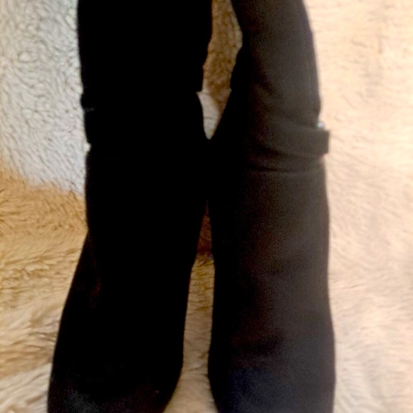 Black velvet boots - Picture 4 of 5